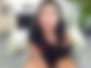 YasmineVixen's Live Sex Cam Show