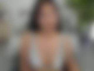 Spettacolo in cam dal vivo con YasmineVixen - Dirty su Camsoda