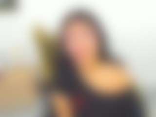 Live cam show with YasmineVixen - Blowjob on Camsoda