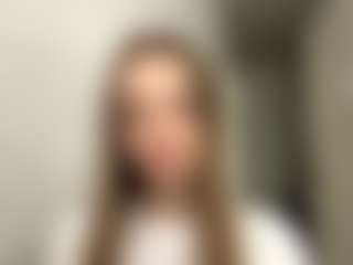 AdrieneMihor's Live Sex Cam Show