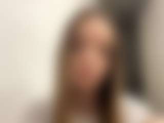 Live cam show with AdrieneMihor - Skinny on Latina Girls