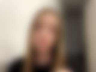 Live cam show with AdrieneMihor - Foot Fetish Blonde Hair on eurowanks.com