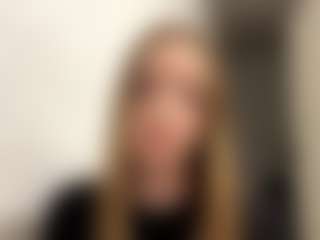 AdrieneMihor's Live Sex Cam Show