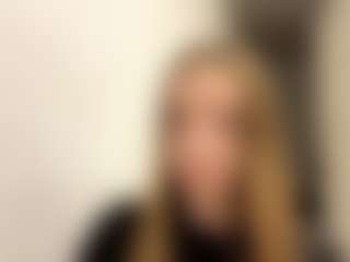 AdrieneMihor's Live Sex Cam Show