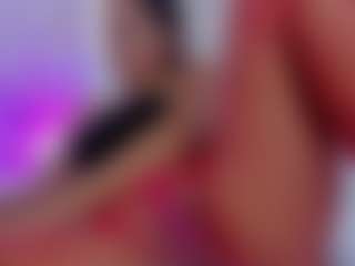 Live cam show with aitana-moon - Average on Camsoda