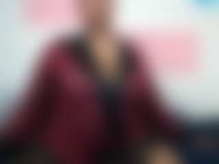Live cam show with BIGTITTISXX - New Brown Eyes on https://playwithruby.com