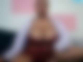 BIGTITTISXX's Live Sex Cam Show