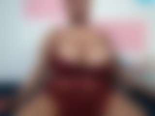 BIGTITTISXX's Live Sex Cam Show