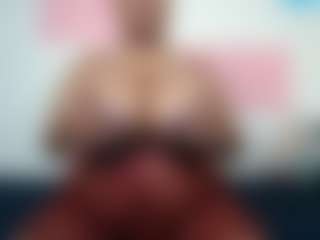BIGTITTISXX's Live Sex Cam Show