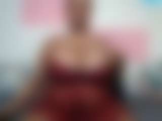 BIGTITTISXX's Live Sex Cam Show