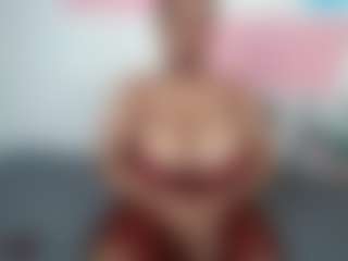 BIGTITTISXX's Live Sex Cam Show