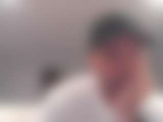 Bwc0136's Live Sex Cam Show
