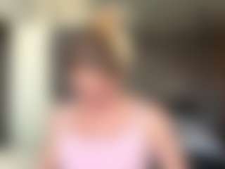 Live cam show with CarylonMordhorst - Ass Bouncing on Camiplay Live