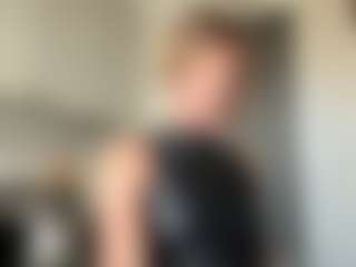 CarylonMordhorst's Live Sex Cam Show
