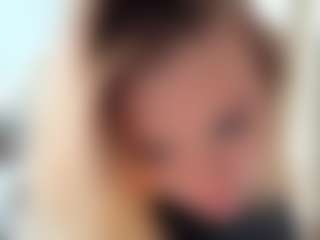Live cam show with CarylonMordhorst - Strip Blonde Hair on Camsoda
