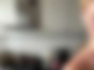 Live cam show with CarylonMordhorst - New Teen (18+) on Uber Horny