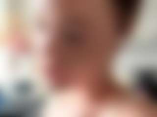 Live cam show with CarylonMordhorst - Blue Eyes on Camsoda