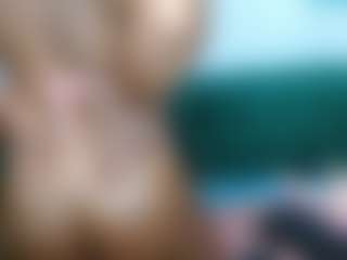 cherryboobslips's Live Sex Cam Show