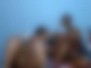 Show de cam en vivo con cherryboobslips - Squirt MILF en Camsoda