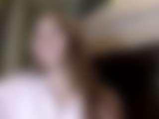 Live cam show with EloisTyrol - Body Massage on madthumbs