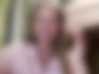 EloisTyrol's Live Sex Cam Show