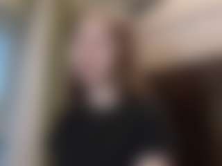 EloisTyrol's Live Sex Cam Show