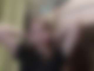 EloisTyrol's Live Sex Cam Show