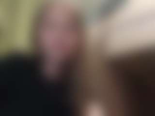 EloisTyrol's Live Sex Cam Show