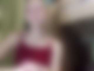 EloisTyrol's Live Sex Cam Show