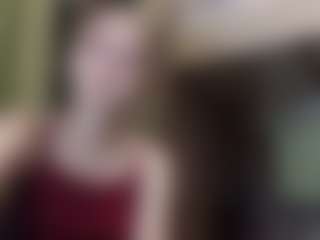 Live cam show with EloisTyrol - Butt Plug on SpunkLive