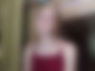 EloisTyrol's Live Sex Cam Show