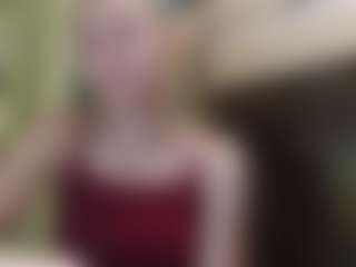 EloisTyrol's Live Sex Cam Show