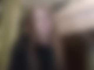 Live cam show with EloisTyrol - College Brown Hair on Camsoda