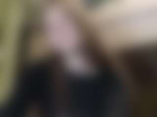 Live cam show with EloisTyrol - College Teen (18+) on slutload