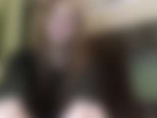 EloisTyrol's Live Sex Cam Show