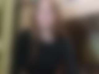 EloisTyrol's Live Sex Cam Show