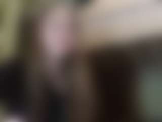 EloisTyrol's Live Sex Cam Show