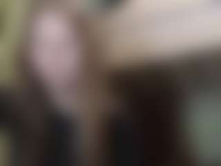 EloisTyrol's Live Sex Cam Show