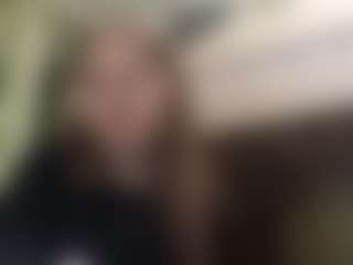 Cam Show en direct de EloisTyrol