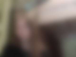 EloisTyrol's Live Sex Cam Show