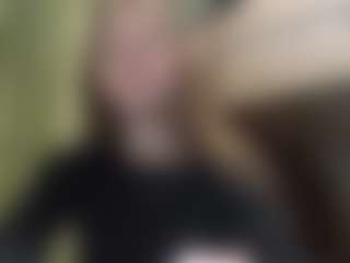 EloisTyrol's Live Sex Cam Show