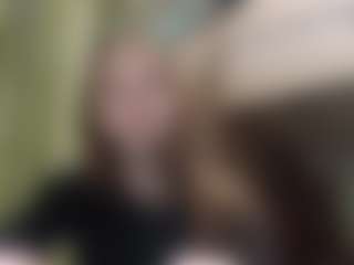 EloisTyrol's Live Sex Cam Show