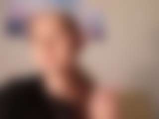 Live cam show with EloisTyrol - Thong on CamwithHer