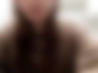 Live cam show with EloisTyrol - Thong on livesuperchat.net