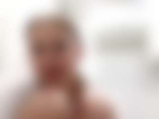 Live cam show with EloisTyrol - College Brown Hair on Camiplay Live