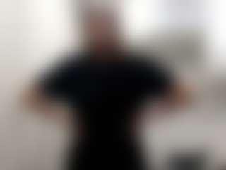 Live cam show with EloisTyrol - Body Massage on sexylive.show