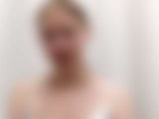 Live cam show with EloisTyrol - Blonde Hair Amateur on Mixed Magazine Live