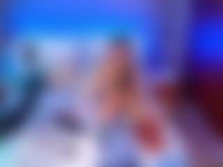 Live cam show with emmadanger - Strapon on Camsoda