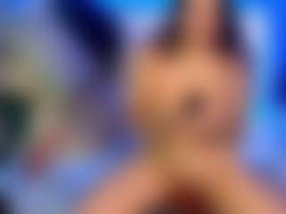 Live cam show with emmadanger - Big Tits on TeamSkeetLive