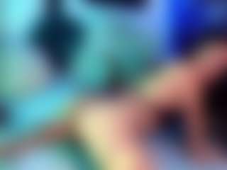 Live cam show with emmadanger - Skinny on CamSextacy